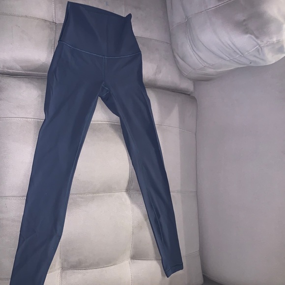 Lululemon Align Super High Rise Leggings - Picture 4 of 7